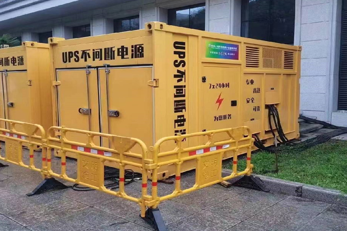 利川发电机租赁施工现场